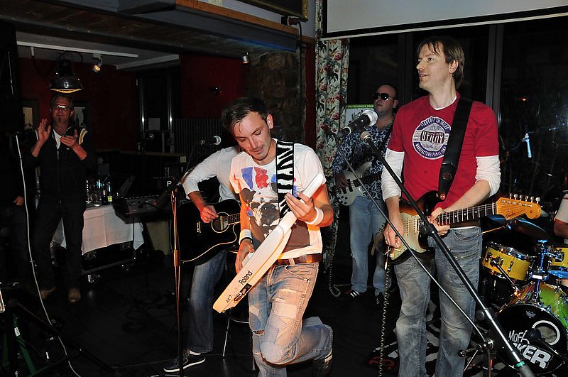 Mofa Rocker im Gasthaus Ott 2011